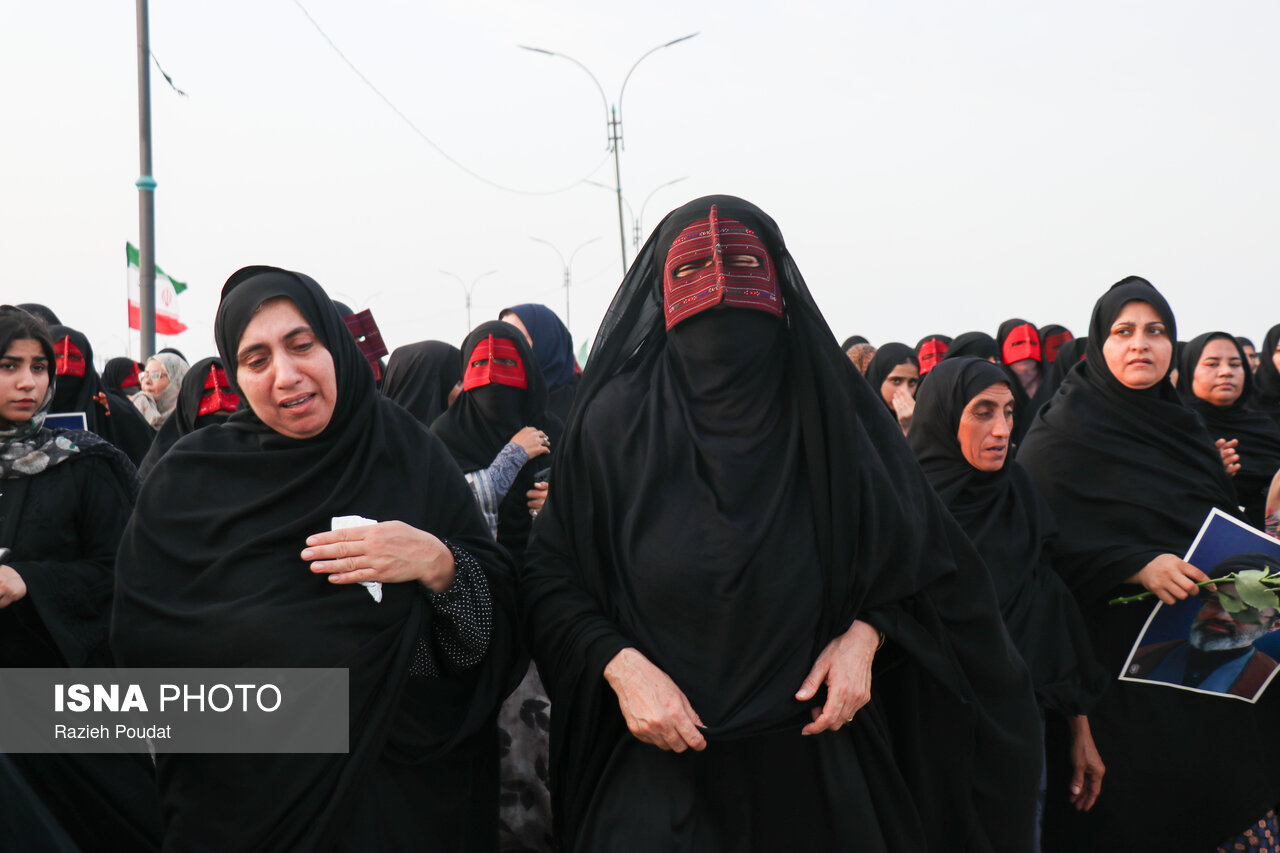 تصاویر: مراسم تشییع پیکر شهدای حمله آمریکا به یک مراسم عروسی در شهرستان سیریک