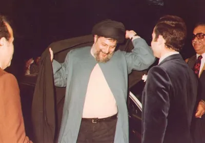 جسدی در یک سردخانه مخفی که ممکن است معمای ناپدید شدن امام موسی صدر را حل کند / خانواده‌ی امام موسی صدر: این تصویر، تصویر امام نیست؛  در شکل صورت و رنگ پوست تفاوت‌ دارد