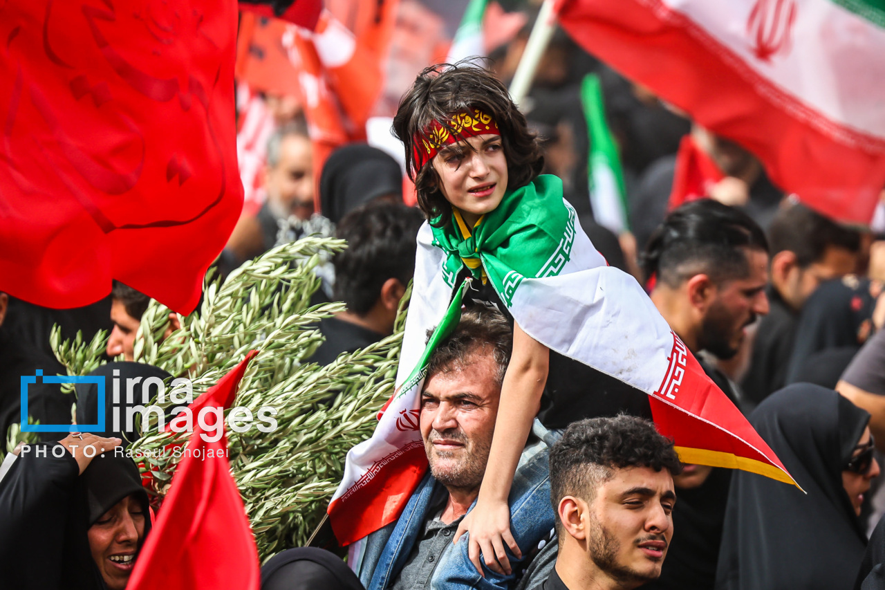 تصاویر: تشییع پیکر مطهر رهبر شهید انقلاب در قم
