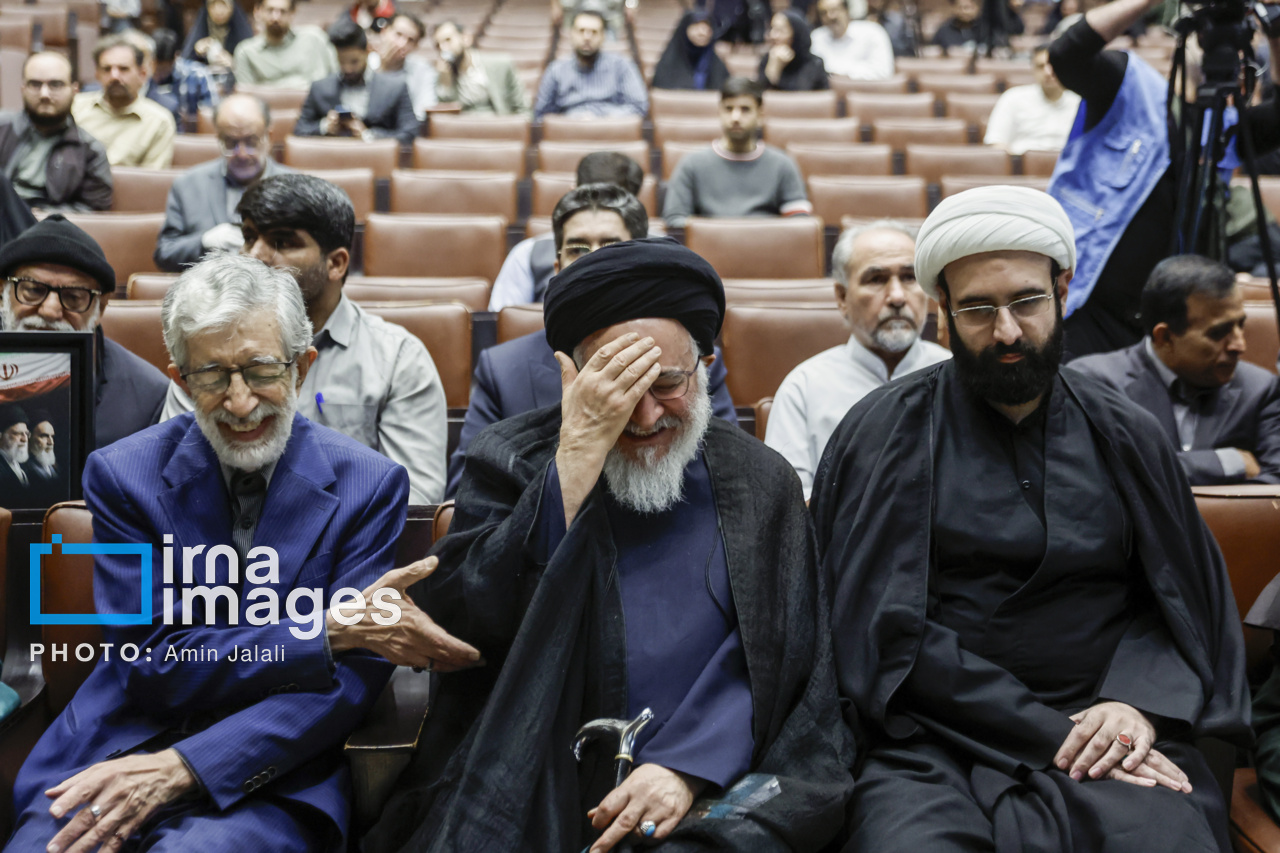 تصاویر: مراسم یادبود شهید «علی لاریجانی»