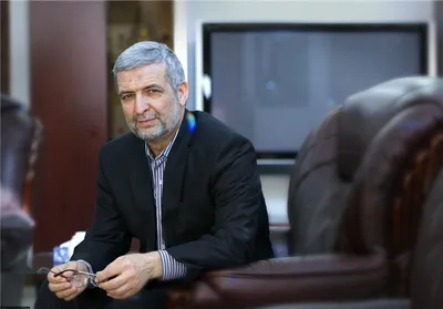 سفیر پیشین ایران در بغداد: شاید توافق گروه‌ها و تشکیل دولت عراق ٤ تا ٦ ماه زمان ببرد / فقط «مقتدی صدر» نیست که نخست‌وزیر را تعیین می‌کند