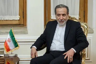 عراقچی: اگر کشور‌های منطقه بخواهند از مسیر‌های ترانزیتی و مواصلاتی استفاده کنند، ایران همراه است، ولی با حفظ حق حاکمیت، تمامیت ارضی و احترام/ خواهان امنیت منطقه قفقاز هستیم