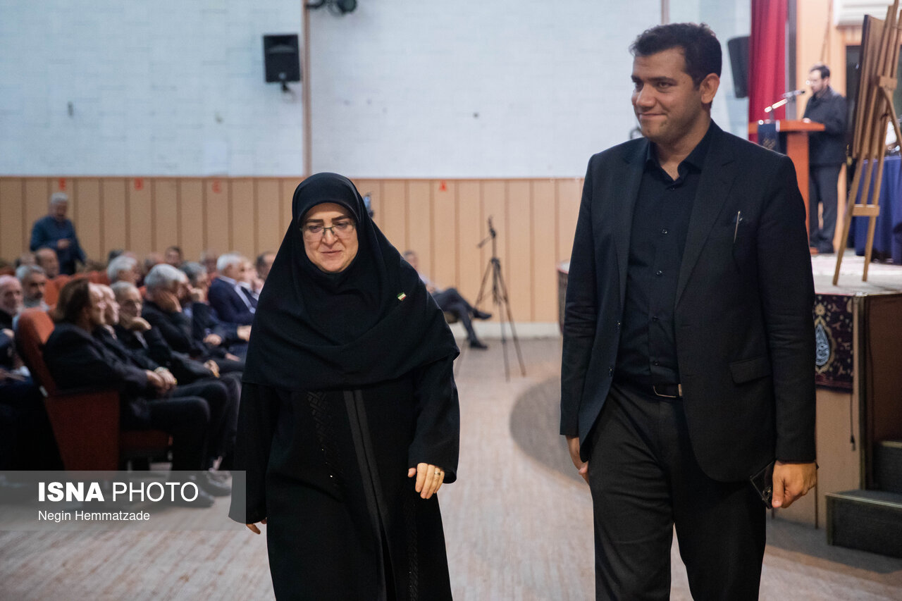 تصاویر: مراسم سالگرد شهادت دکتر بهشتی