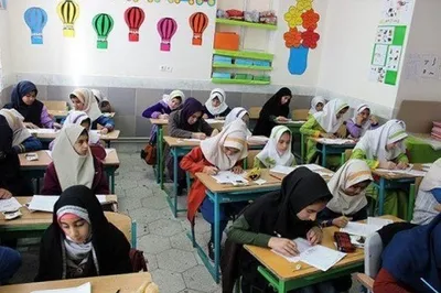 فرجام زبان انگلیسی در مدارس چه می‌شود؟