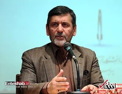 «آقا» پس از پایان دوره خاتمی، به او گفتند «بنا دارم شما را به عنوان عضو مجمع منصوب کنم»، او اما گفت «اجازه دهید آنجا نباشم» / روحانی  نقش رئیس ملت را بازی می‌کند تا رئیس دولت/شاید درست‌تر این بود که رئیس‌جمهور حذف می شد؛ ما نخست وزیر لازم داریم / دو، سه سال بعد از دولت نهم، احمدی نژاد دیگر هیچ وقت در کلام رهبری مورد تایید آنچنانی قرار نمی‌گرفت / مخالفان روحانی در انتخابات خیلی ضعیف ظاهر شدند