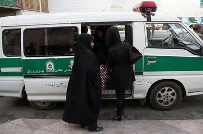 سخنگوی دولت: حتی اگر خودروی گشت ارشاد به صورت فیزیکی وجود داشته باشد اما عملا اتفاقی [از سوی آن ها] نمی‌افتد؛ گفتمان وفاق در حال پیشرفت است