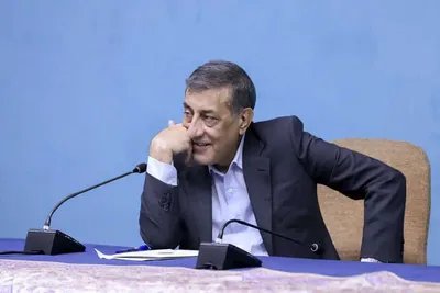قائم‌پناه، معاون اجرایی پزشکیان: تصمیم‌گیری برای اصلاح قیمت بنزین ناگزیر است، فرقی ندارد دولت پزشکیان باشد یا دولتی دیگر/ برق و گاز را بسیار پایین‌تر از قیمت تمام شده به مصرف‌کننده می‌رسانیم، این مسئله باعث مصرف بی‌رویه می‌شود