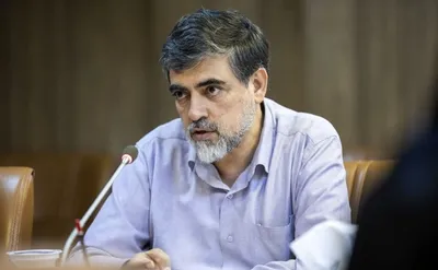 تاکسی‌های اینترنتی اگر بدانند با سوار کردن فرد بی حجاب جریمه می‌شوند ۵۰ درصد مشکل کشف حجاب در خودرو‌ها حل می‌شود / در این صورت ۴ میلیون آمر به معروف بدون هرگونه تنشی خواهیم داشت / با نحوه فعلی گزینش احتمال اینکه معلمانی بی اعتقاد به دین وارد مدارس شوند بالاست