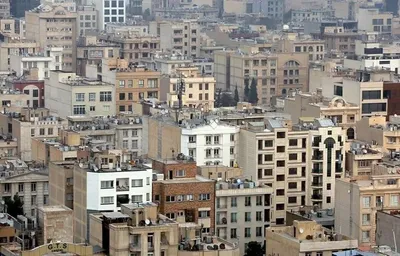 رکود بازار سبب کاهش قیمت مسکن در تهران شده، اما نمی‌توان ۳۰ درصد کاهش قیمت مناطق لوکس‌نشین را تأیید کرد / جابه‌جایی‌ها به طور کلی خیلی کم شده و افراد سعی می‌کنند در همان مکانی که ساکن هستند، بمانند