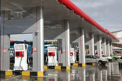نماینده مجلس: لازم الاجرا شدن قانون امکان انتقال سهمیه سوخت به کارت بانکی/ علت این امر، شفافیت توزیع سوخت است/ با سیستم موجود امکان رصد اینکه هر فردی به طور میانگین چقدر سوخت مصرف می‌کند، وجود ندارد