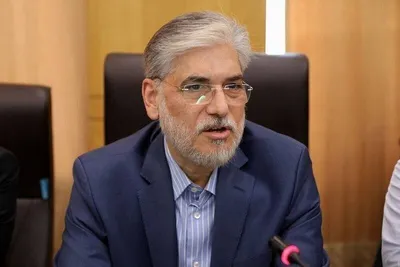 وزیر علوم درباره تجمعات پیرامون قتل یکی از دانشجویان دانشگاه تهران: اصلاً این ماجرا، سیاسی نیست؛ بعضی از دانشجویان نگران پرونده‌سازی‌ها بودند که ما هم گفتیم اجازه این کار را نمی‌دهیم / آقای رئیس‌جمهور به شدت پشت قضیه ایستاده‌اند / مسأله ربطی به غیر از دانشگاه و خارج از آن ندارد / هیچ کس برای دانشگاه جز خود دانشگاه تصمیم نمی‌گیرد