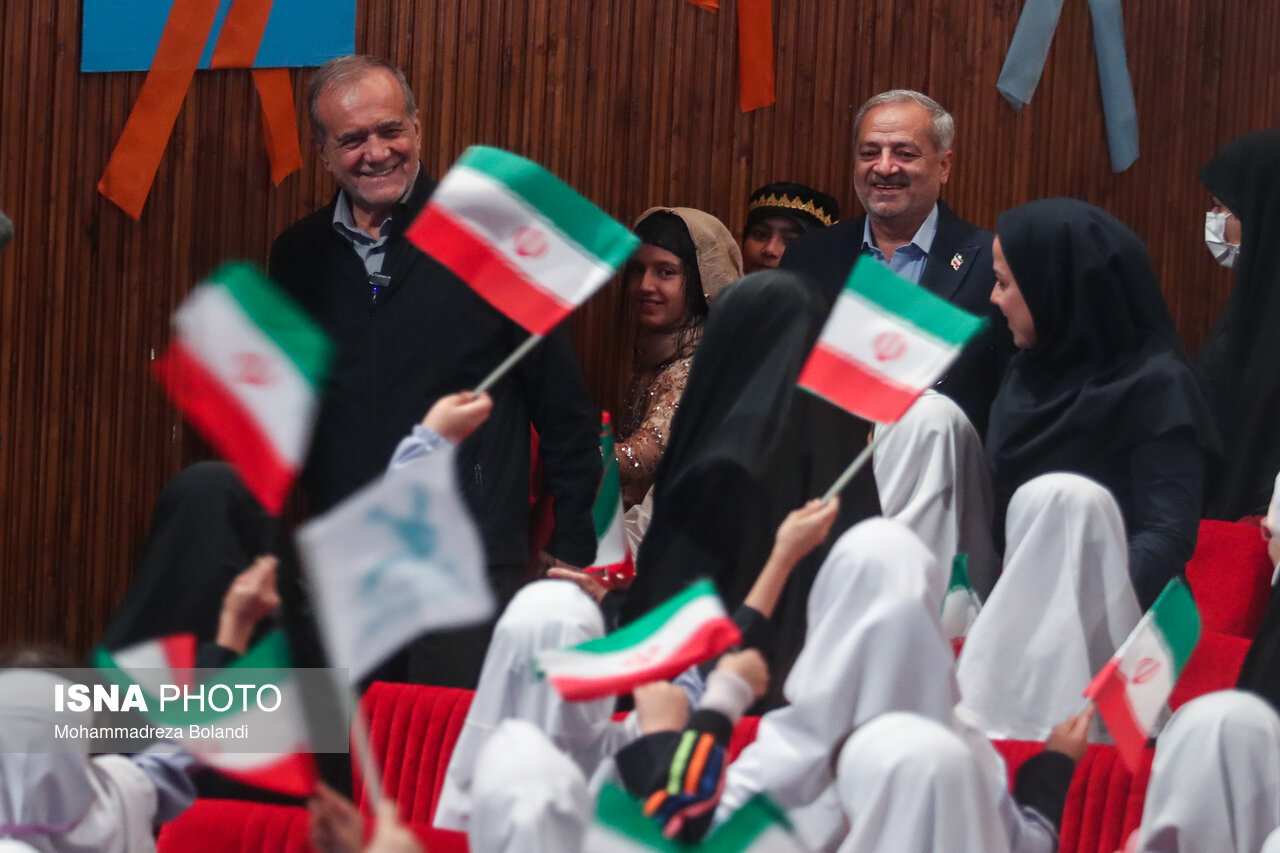 تصاویر: روز ملی کودک با حضور رئیس جمهور