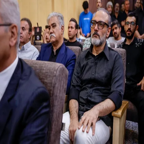 تصاویر: مراسم یادبود مرحوم حسین خواجه امیری (ایرج)