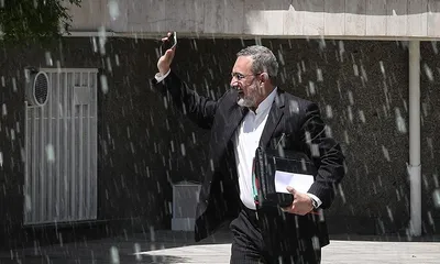 وزیر آموزش و پروش رسما استعفا داد / علت استعفای بطحایی در نامه‌اش به روحانی: می‌خواهم در انتخابات مجلس شرکت کنم!