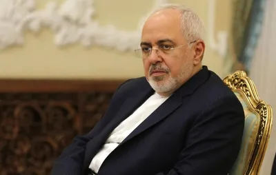 ظریف: همانطور که دیروز در جلسه مجلس دیدید، وزارت امور خارجه در مقابل دوستان داخلی هم مجبور است از خود دفاع کند