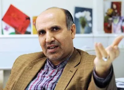 اینکه مجلس دائم به صداوسیما پول بیشتری می‌دهد یعنی نگران انتخابات ۱۴۰۰ است / مجلس اگر می‌خواهد مشکلات اقتصادی را حل کند، چرا معافیت‌های مالیاتی را لغو نمی‌کند؟