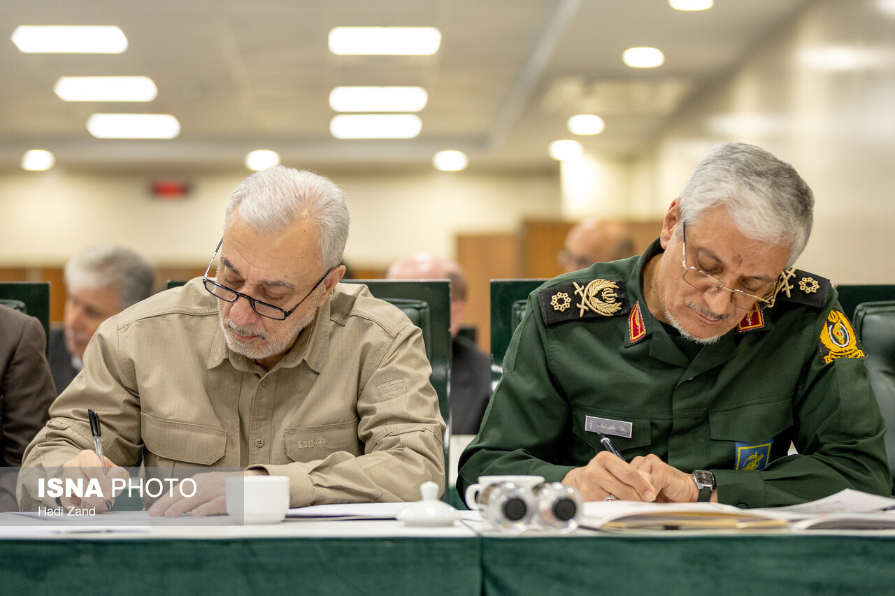 تصاویر: جلسه رای اعتماد مجلس به وزیر جدید دفاع