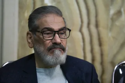 واکنش روزنامه اصولگرا به ادعای مسئولیت داشتن شمخانی در پرونده هسته‌ای: معلوم است کشمکش وجود دارد /با این نابسامانی، مذاکرات هم مختل می شود
