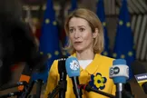مسئول سیاست خارجی اتحادیه اروپا: تعویق درگیری در خلیج فارس می‌تواند برای میانجیگران وقت بخرد تا راهی برای بازگشت به دیپلماسی پیدا کرده و از بازگشت به جنگ تمام عیار جلوگیری کنند / مایه دلگرمی است که وزیر خارجه اوکراین با عراقچی برای کاهش تنش‌ها گفت‌و‌گو کرد