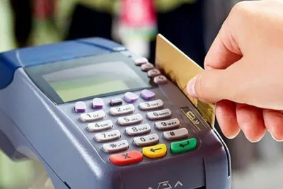 جزئیات طرح ملی اعتبار ایرانیان؛ سقف آن ۳۰ میلیون تومان و مدت بازپرداخت شش ماهه است/ بعد از دهه فجر برای کل کشور اجرایی می‌شود/ ماهیت آن تسهیلات نیست و به صورت اعتبار خرید به کار گرفته می‌شود؛ یعنی مصرف کننده پس از دریافت، جهت خرید کالا به فروشگاه‌ها مراجعه می‌کند/ در صورت بازپرداخت موفق، درجه اعتباری خانوار بهبود یافته و امکان تمدید اعتبار مجدد فراهم می‌شود