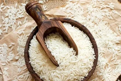 اتحادیه بنکداران مواد غذایی: توزیع قطره‌چکانی، باعث شده قیمت برنج پاکستانی به کیلویی ۹۰ هزار تومان برسد/ بغضی افراد برنج ایرانی و پاکستانی را مخلوط می‌کنند، سپس به قیمت برنج ایرانی به فروش می‌رسانند