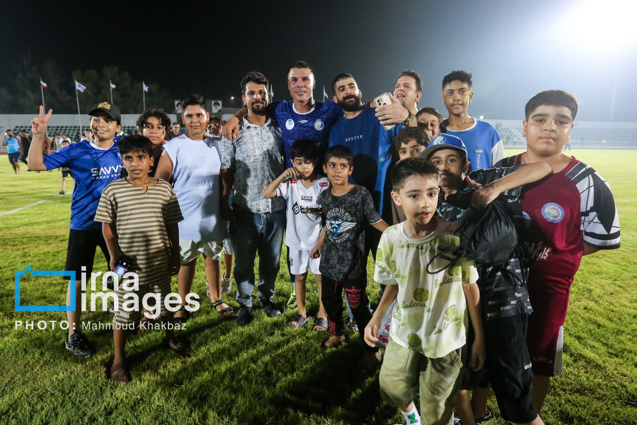 تصاویر: دربی پیشکسوتان استقلال و پرسپولیس در کیش