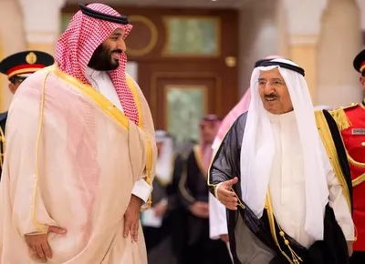 چرا سفر بن سلمان به کویت به جای ۲ روز، فقط ۲ ساعت طول کشید؟ / رأی الیوم: کویت پیش نویس توافق‌های سعودی را رد کرد / آیا پای ترامپ و تحریم نفت ایران در میان است؟
