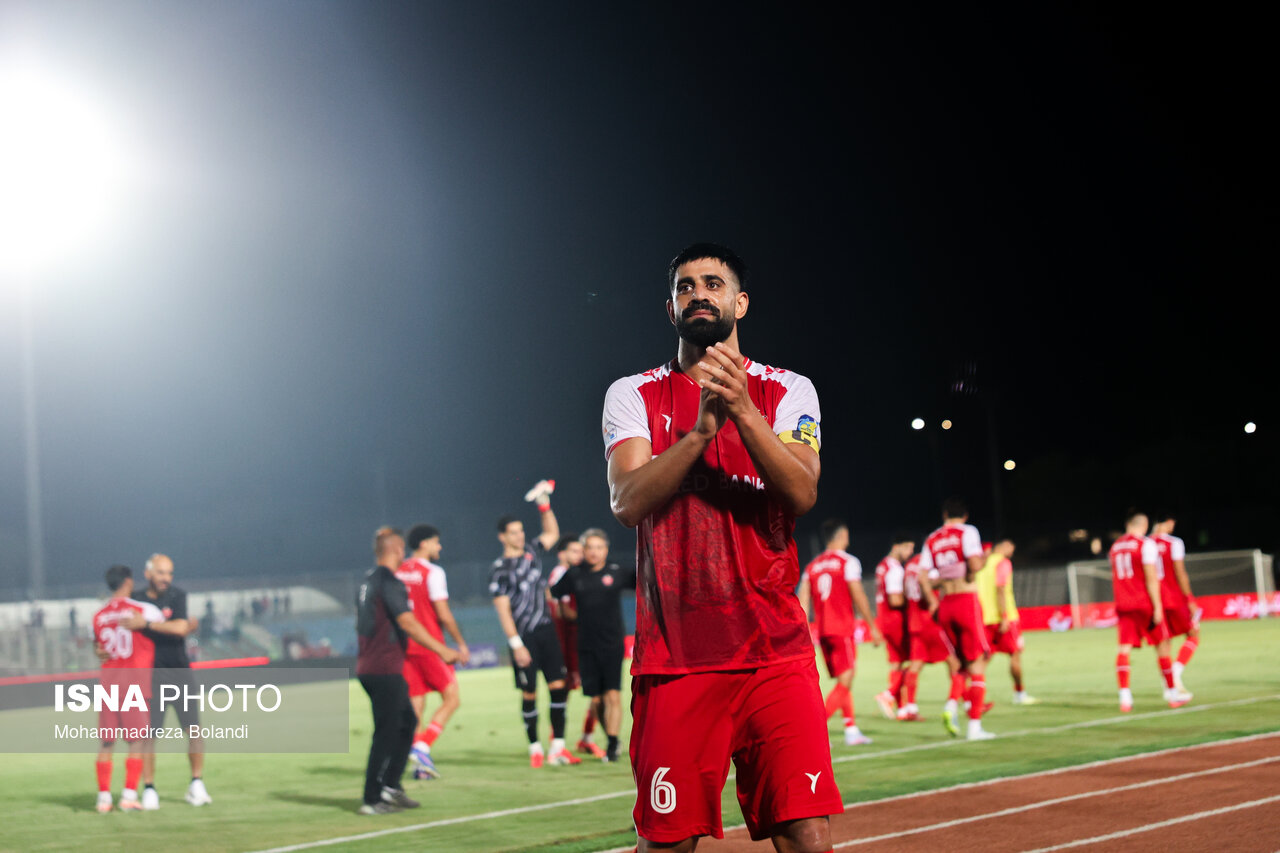 تصاویر: دیدار تیم‌های پرسپولیس و استقلال خوزستان