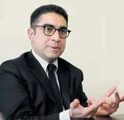 گفت و گو با پزشک خاطی کیارستمی/ دکتر میر: کوتاهی نکردم!