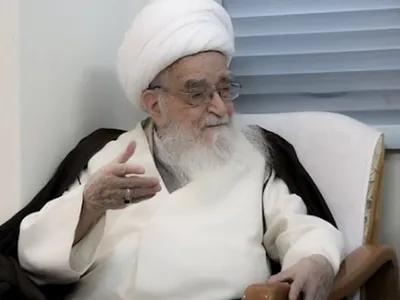 آیت الله صافی گلپایگانی: اینکه با بسیاری از کشورها قهر باشیم صحیح نیست