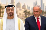 بخش عمده ملاقات نتانیاهو و بن‌زاید بر موضوع «ایران» متمرکز بود/ نخست‌وزیر اسرائیل برای دیدار با رئیس امارات که تمایلی به ملاقات با او نداشت، فشار زیادی وارد کرد/ این سفر ابتدا برای ۲۳ شهریور برنامه‌ریزی شده بود، اما امارات یک ساعت پیش از حرکت نتانیاهو بهانه آورد که بن‌زاید مجبور شده که پایتخت را ترک کند، در حالی که اصلاً چنین چیزی نبود