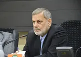 امیر حیات مقدم، نماینده مجلس: وقتی درآمد مردم ریالی است، چرا قیمت بنزین باید دلاری شود؟