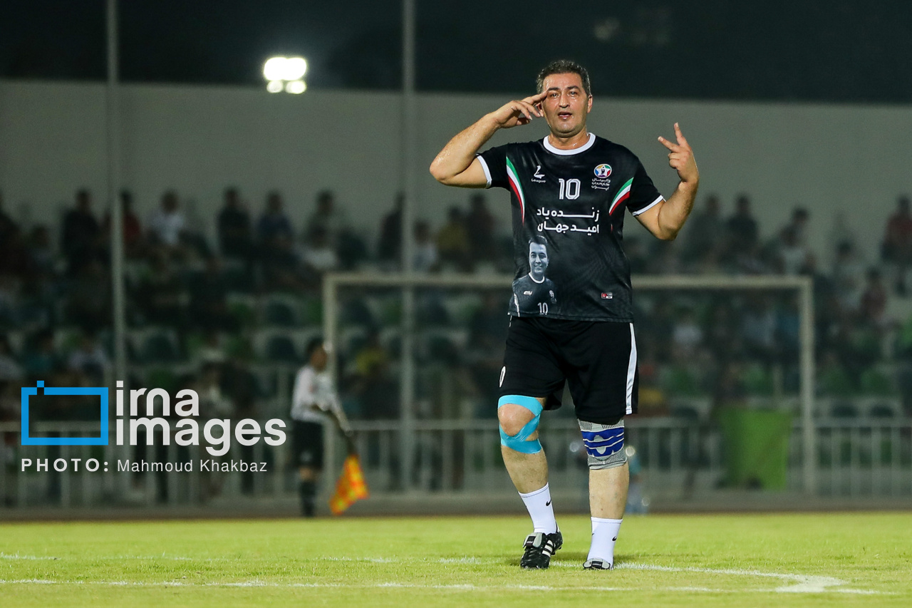 تصاویر: دربی پیشکسوتان استقلال و پرسپولیس در کیش